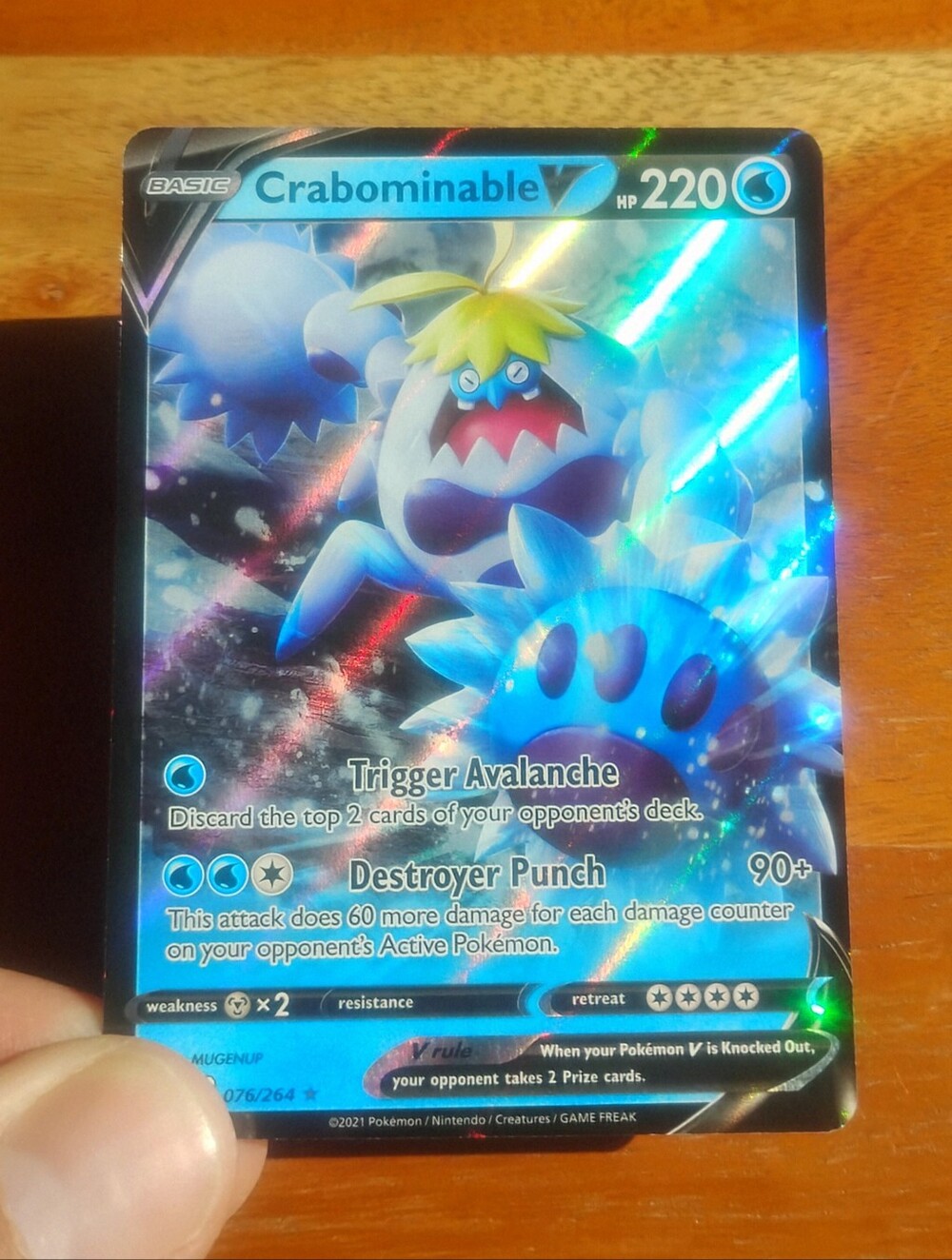 Mint 2021 Holo Ultra Rare Crabominable V 076/2264 Fusion Strike Pokemon Card